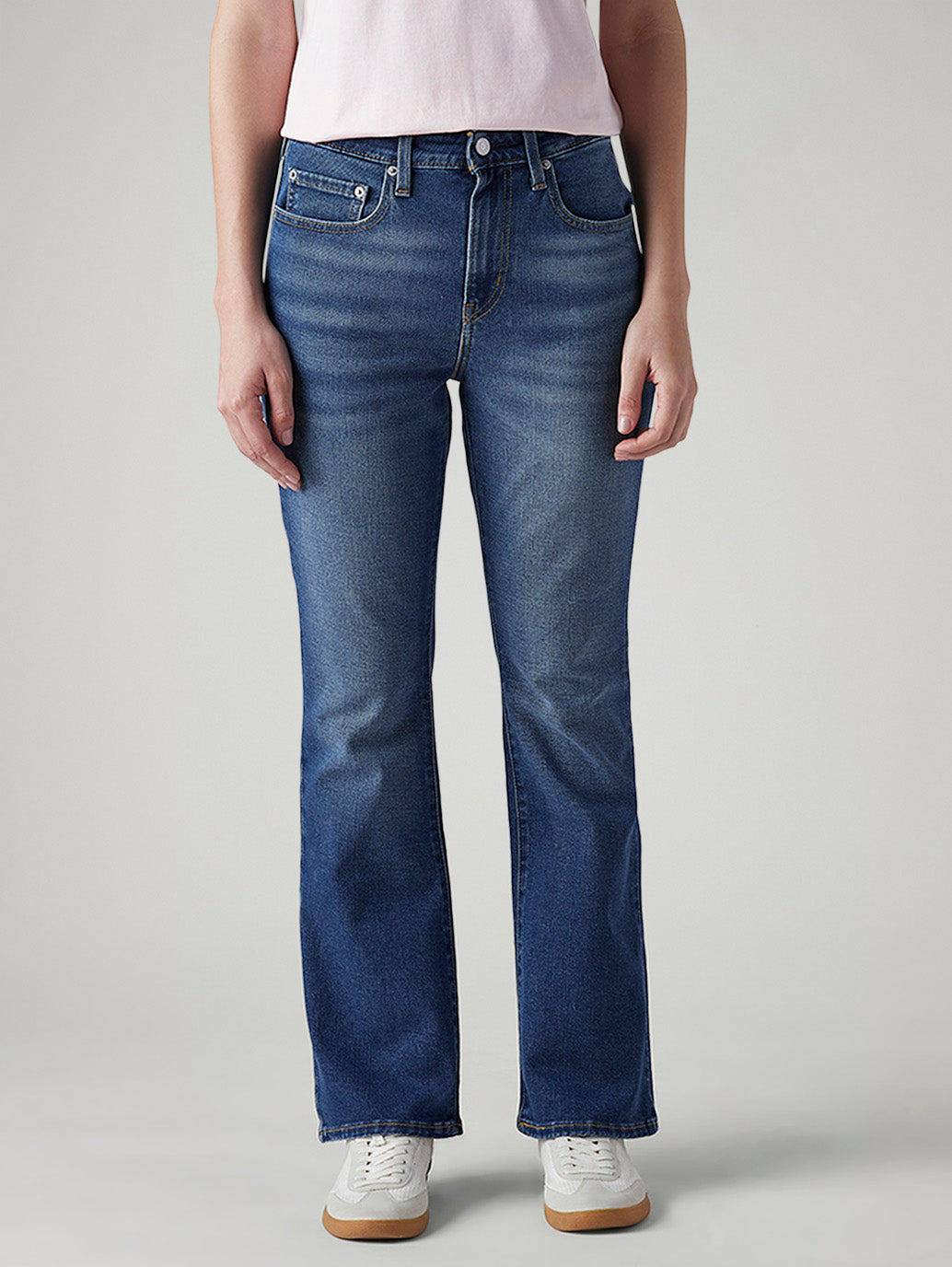 Women's 725 Med Indigo Bootcut Fit High Rise Jeans - Front View