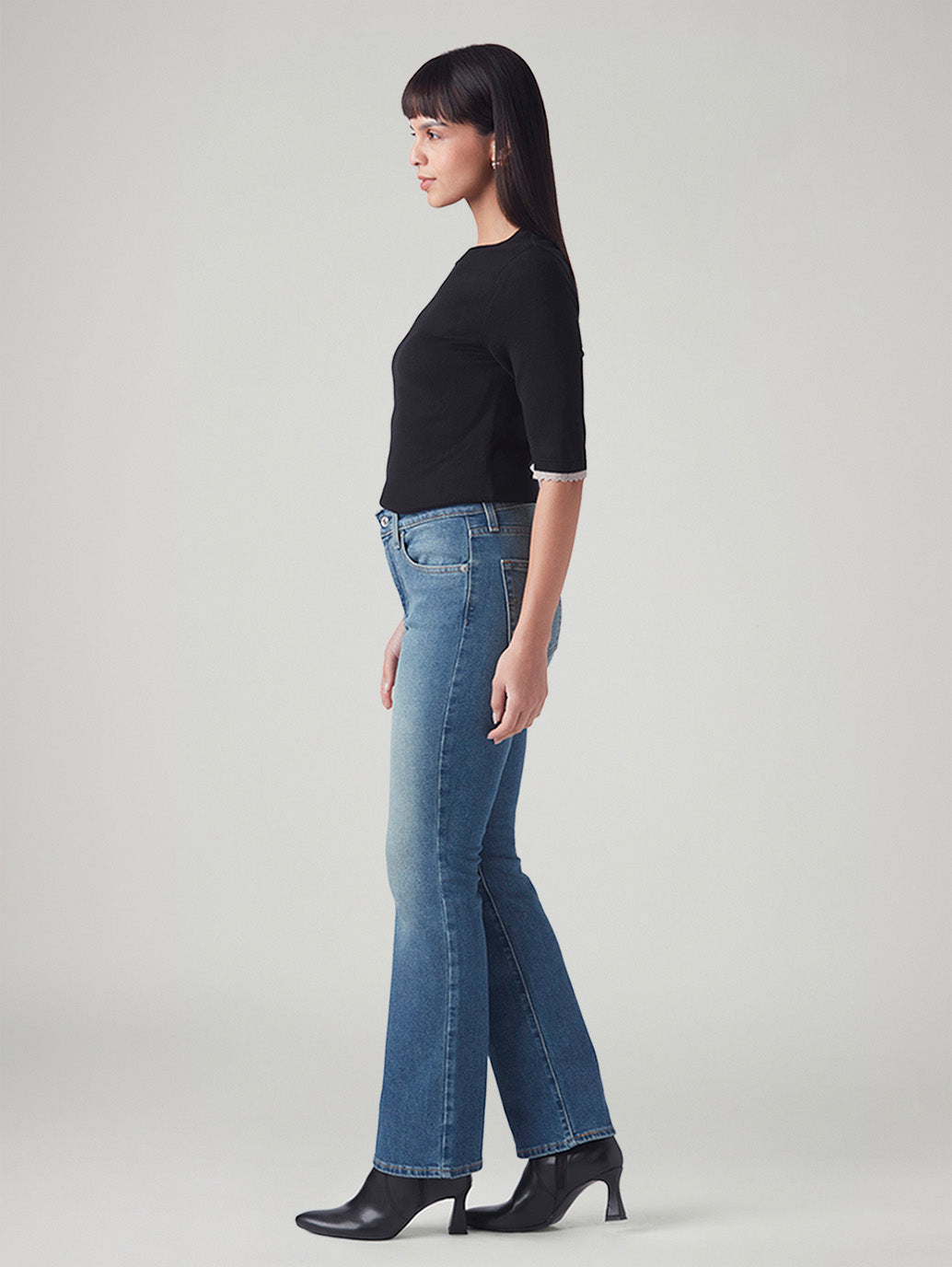 Women's 725 Blue Bootcut Fit High Rise Jeans - Side View