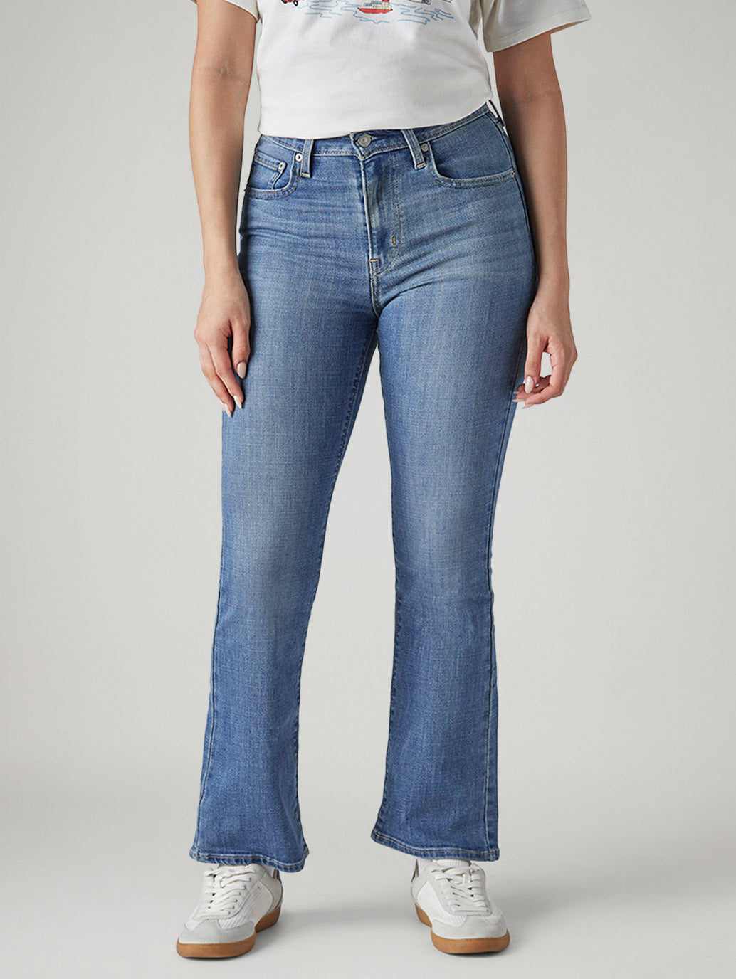 Women's 725 Blue Bootcut Fit High Rise Jeans - Front View