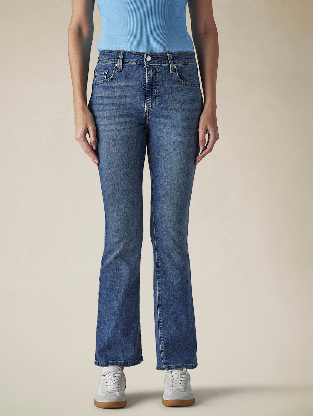 Women's 725 Blue Bootcut Fit Mid Rise Jeans - c8eb3cf1-53b1-495b-a48e-116501dfdbec View