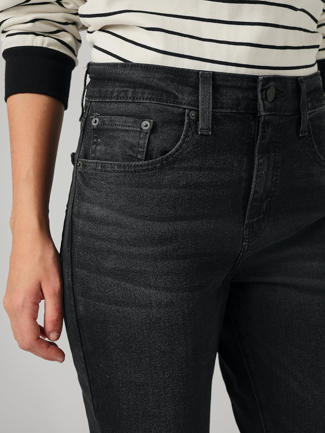 Women's 725 Black Bootcut Fit High Rise Jeans - Detail View