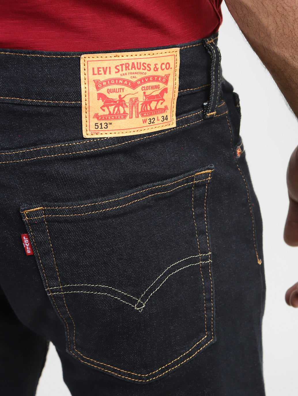 Men's 513 Navy Blue Slim Straight Fit Mid Rise Jeans - 4a49d183-c86f-4ea7-88dd-71bb9a41f776 View