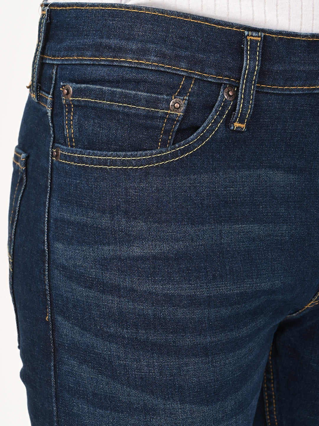 Men's 513 Dark Blue Slim Straight Fit Mid Rise Jeans - detail View