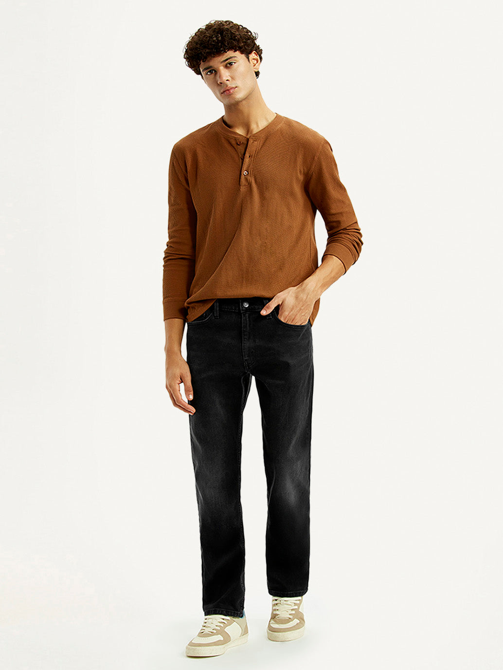 Men's 513 Black Slim Straight Fit Mid Rise Jeans - Styleshot View