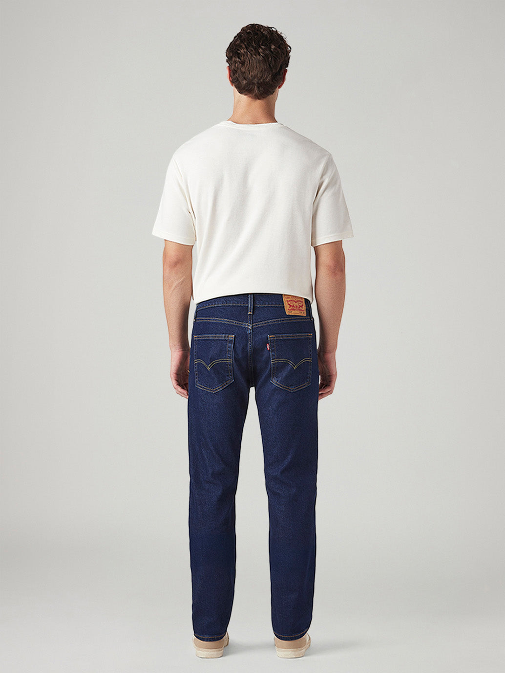 Mens 513 Mid Rise Slim Straight Fit Cotton Stretch Blend Jeans - f940f1c0-fb5f-4967-97a2-df14f8934735 View