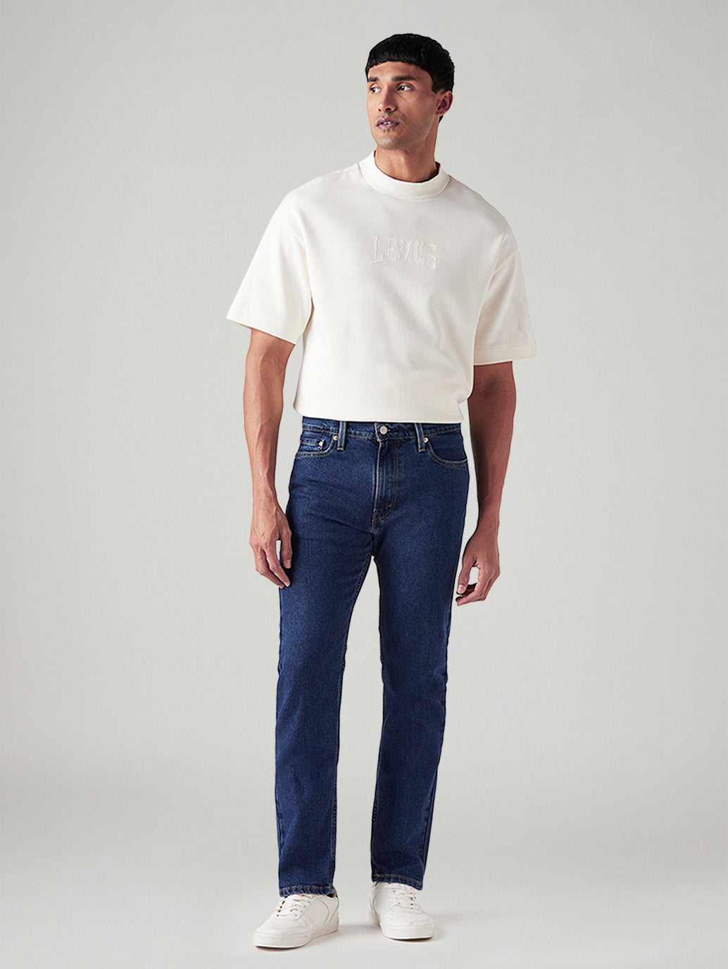 Men's 513 Blue Slim Straight Fit Mid Rise Jeans - Front View