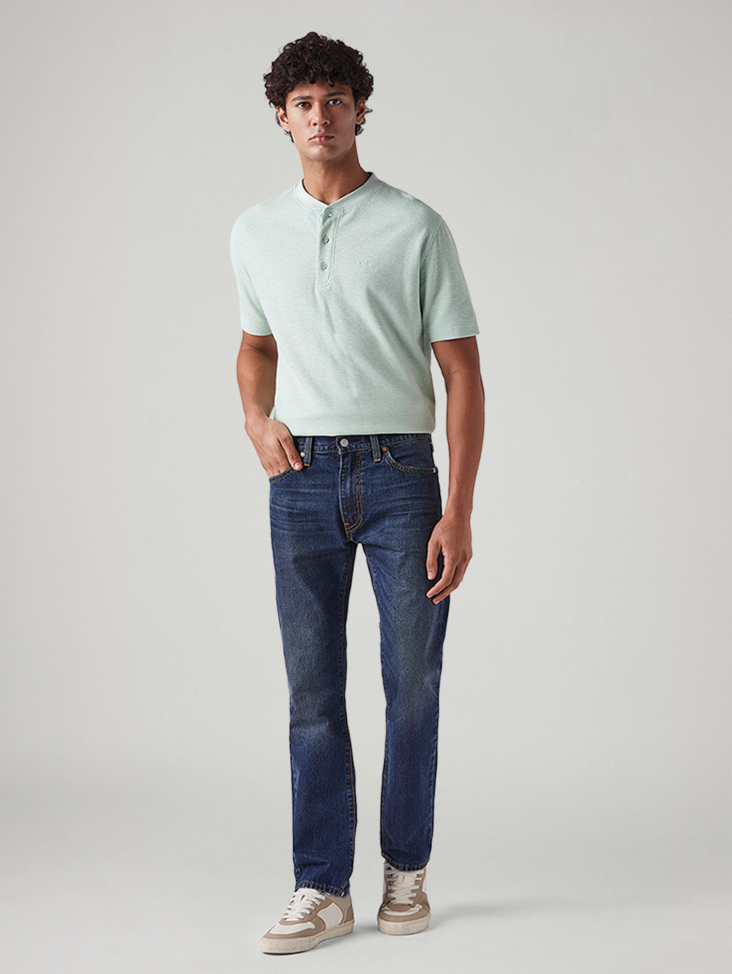 Men's 513 Blue Slim Straight Fit Mid Rise Jeans - Front View