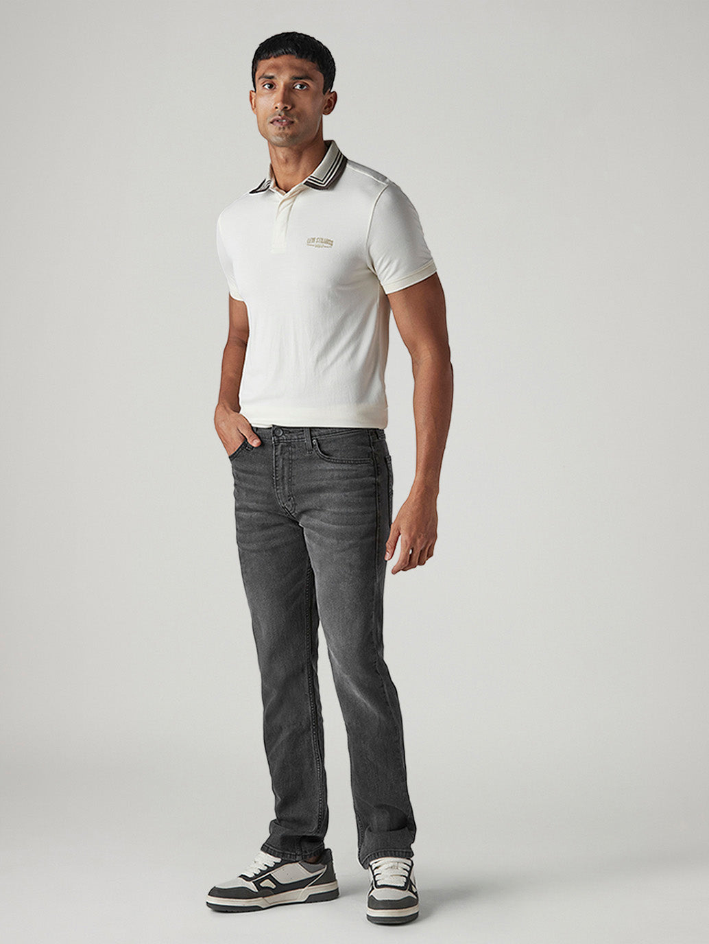 Men's 513 Charcoal Grey Slim Straight Fit Mid Rise Jeans - Side View