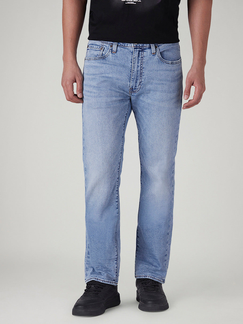 Men's 513 Light Indigo Slim Straight Fit Mid Rise Linen Jeans - Front View