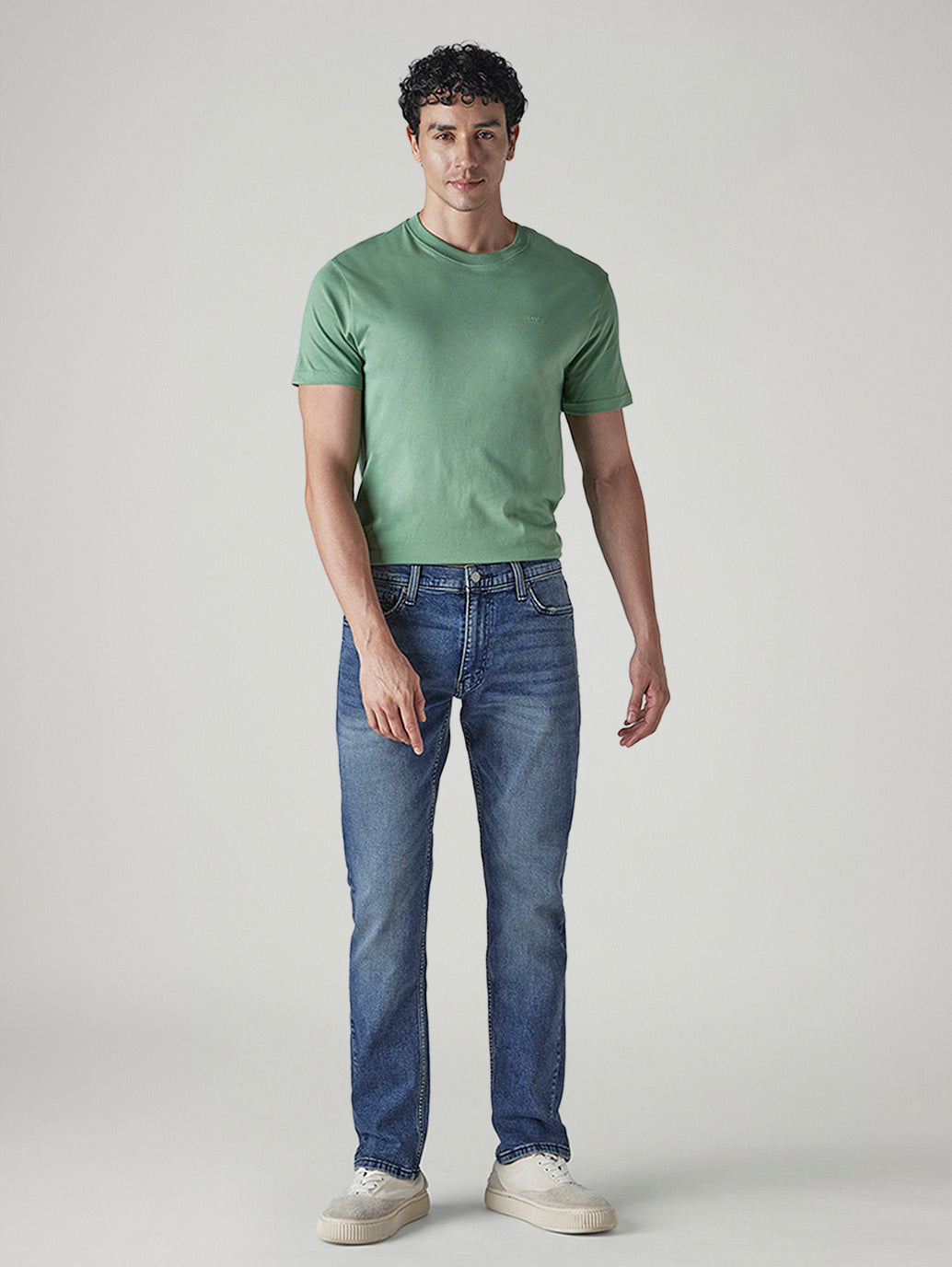Men's 513 Indigo Slim Straight Fit Mid Rise Jeans - Front View