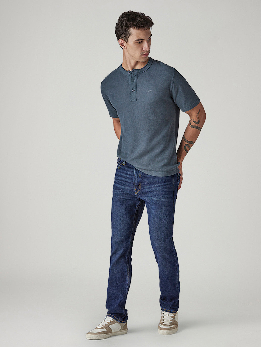 Men's 513 Dark Indigo Slim Straight Fit Mid Rise Jeans