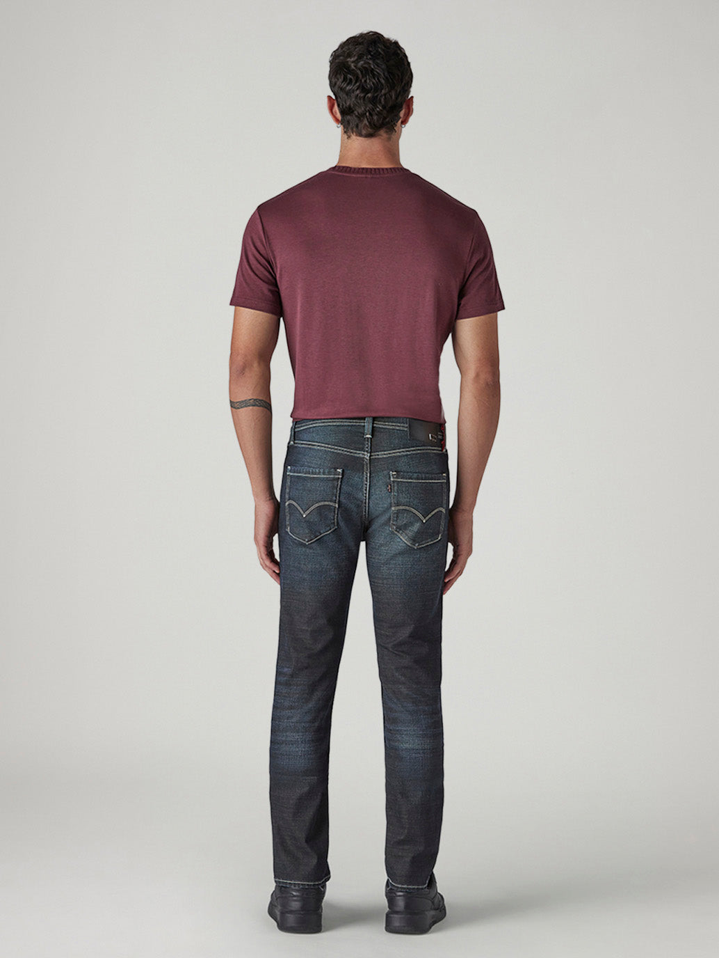 Men's 513 Dark Blue Slim Straight Fit Mid Rise Jeans - Back View