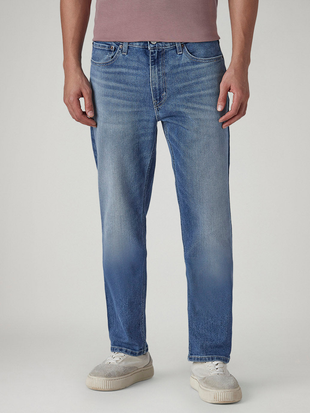 Men's 513 Light Indigo Slim Straight Fit Mid Rise Jeans - Front View