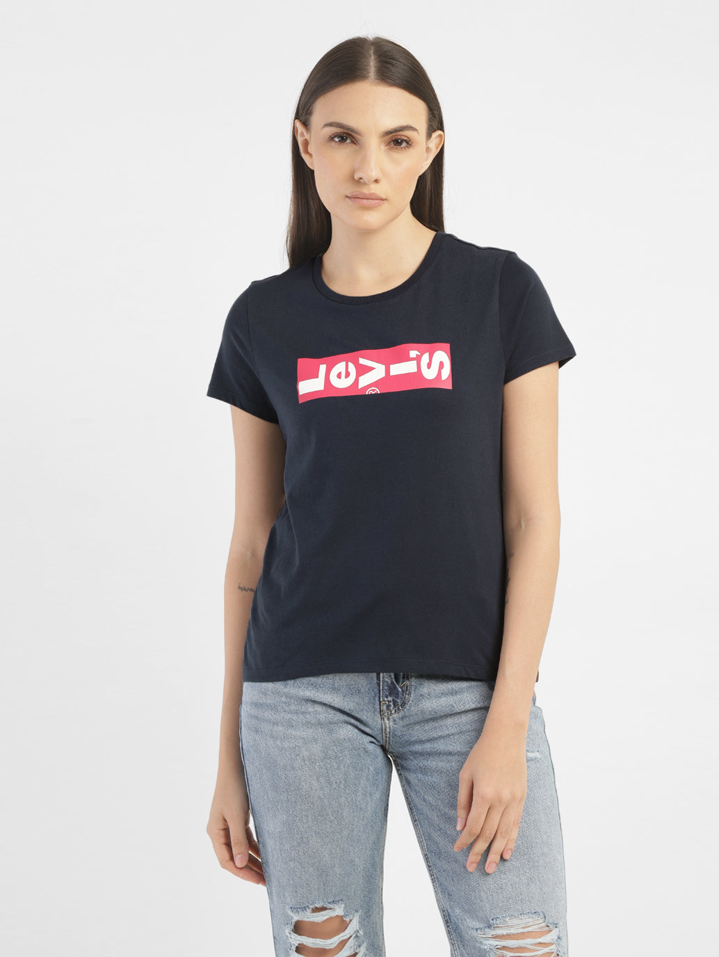 Women s Brand Logo Crew Neck T shirt Levis India Store