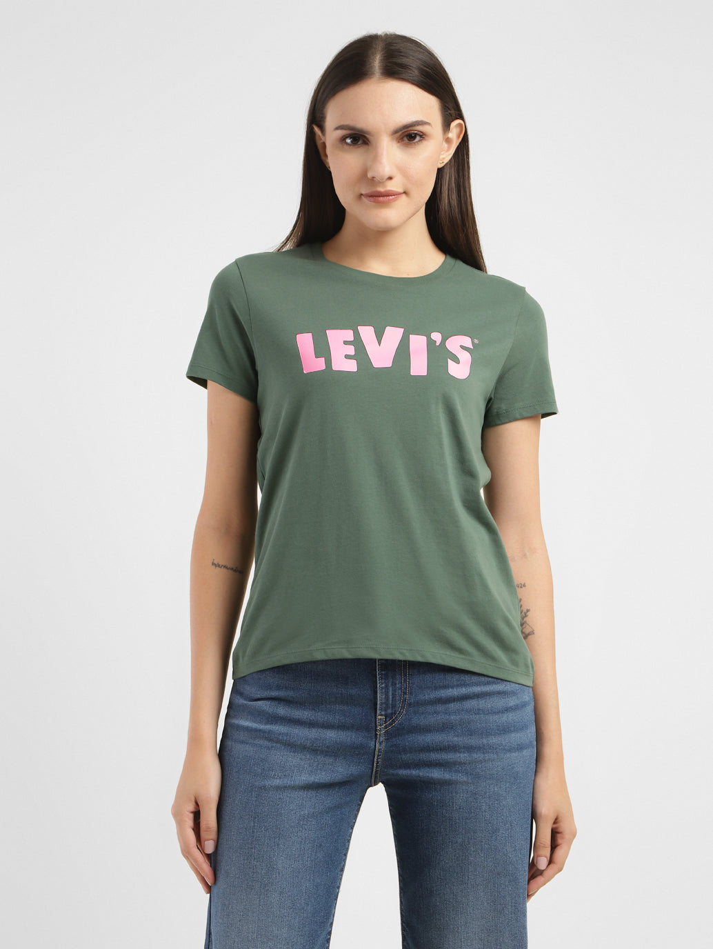 Levis t store shirts for ladies