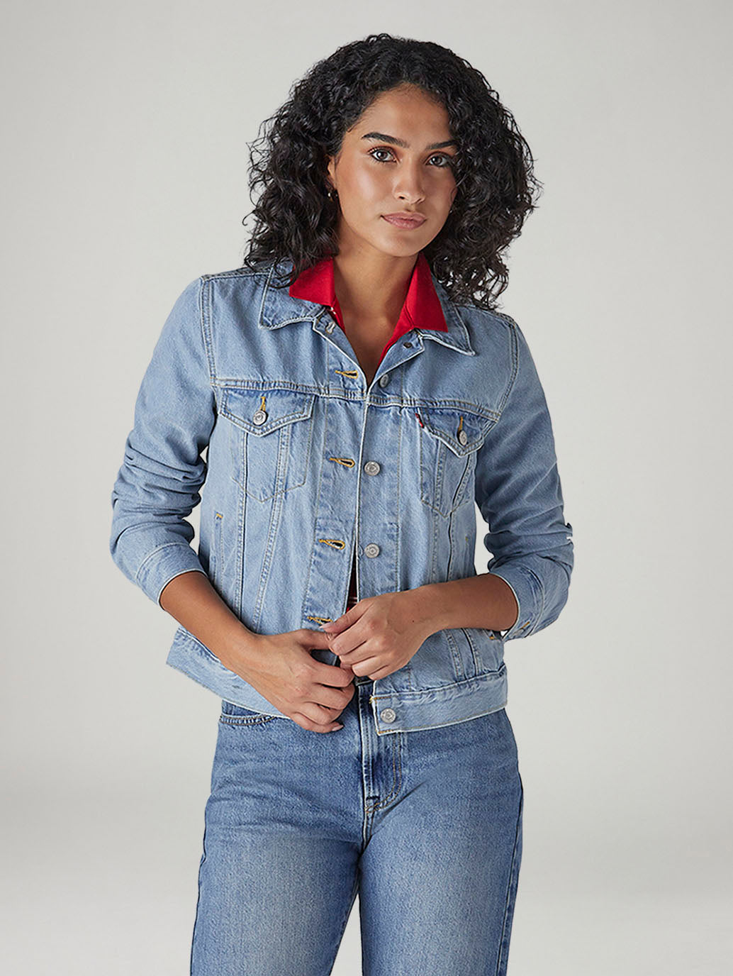 Women's Solid Regular Fit Denim Trucker Jacket