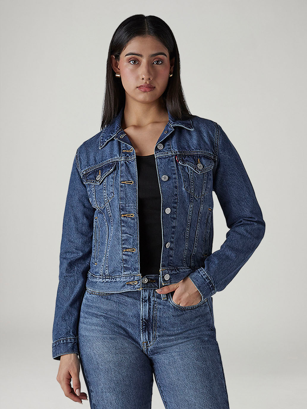 Women's Solid Regular Fit Trucker Jacket