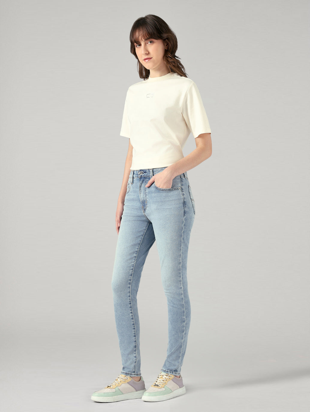 Women's 721 Light Blue Skinny Fit High Rise Jeans - SIde View