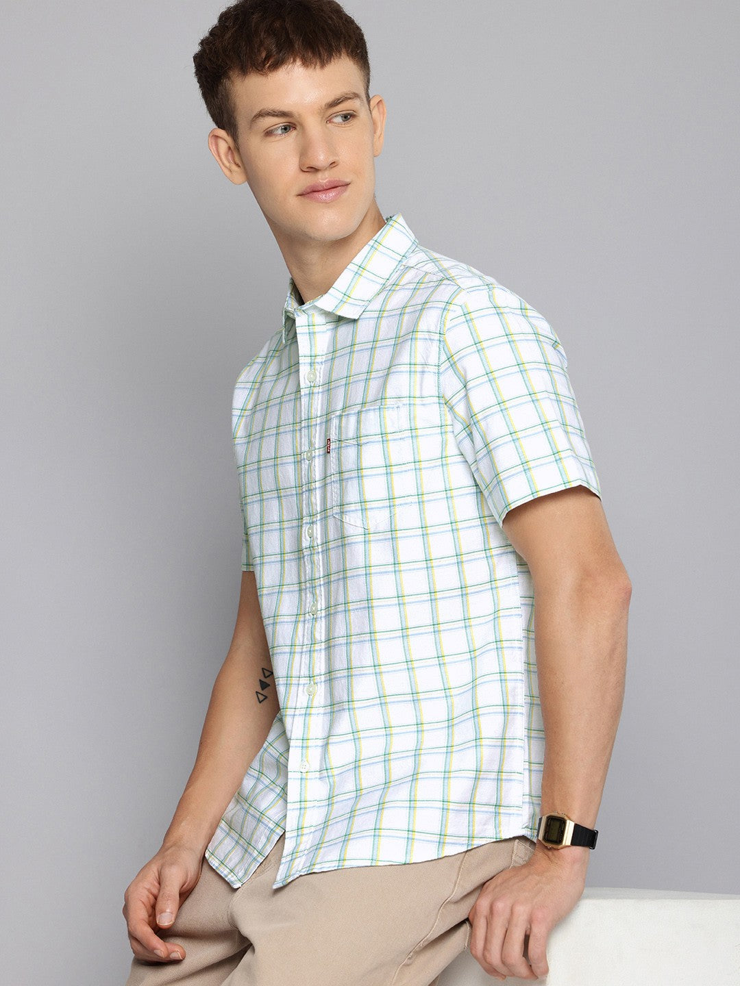 Men's Checkered Spread Collar Shirt