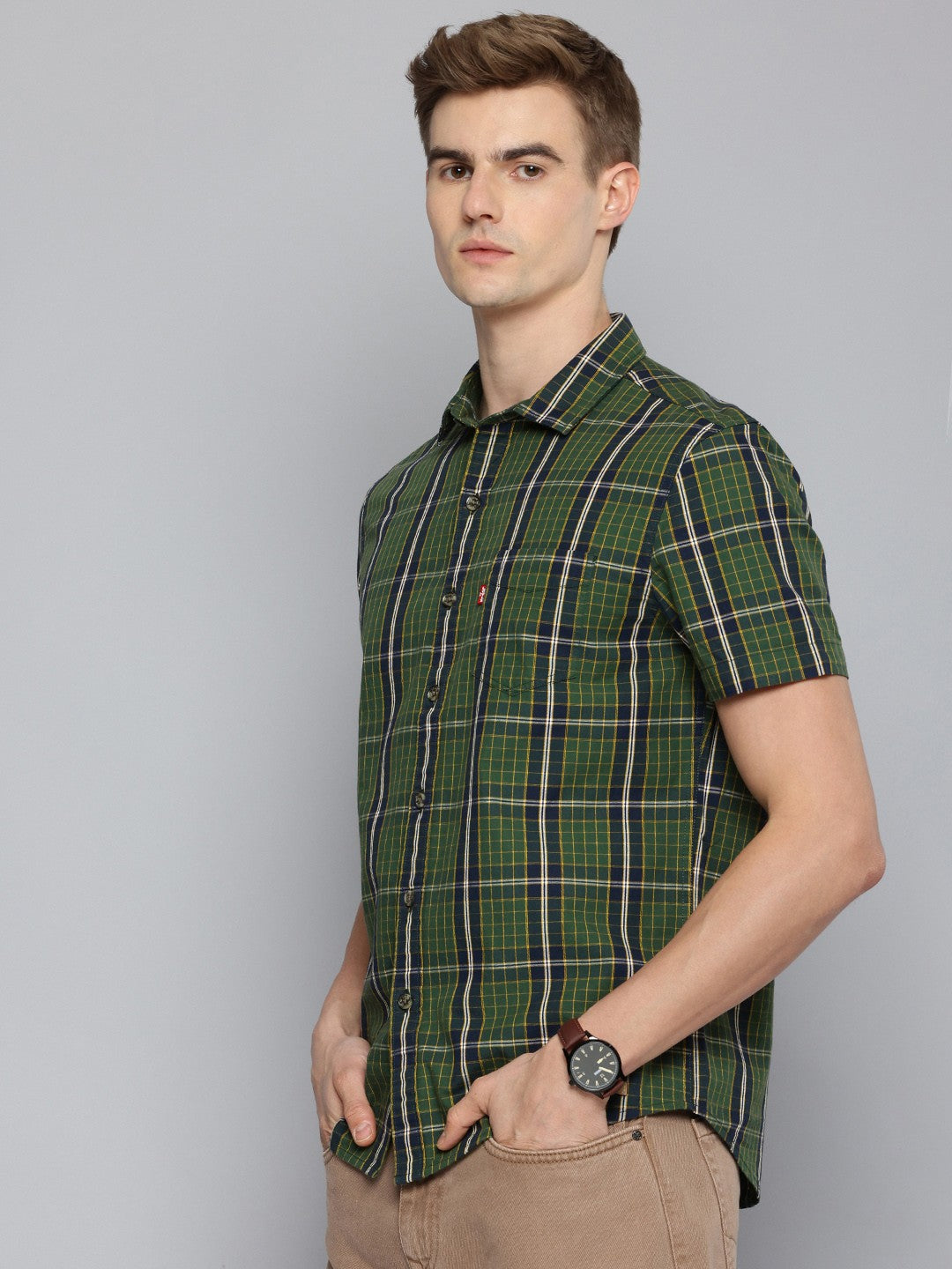 Men's Checkered Spread Collar Shirt