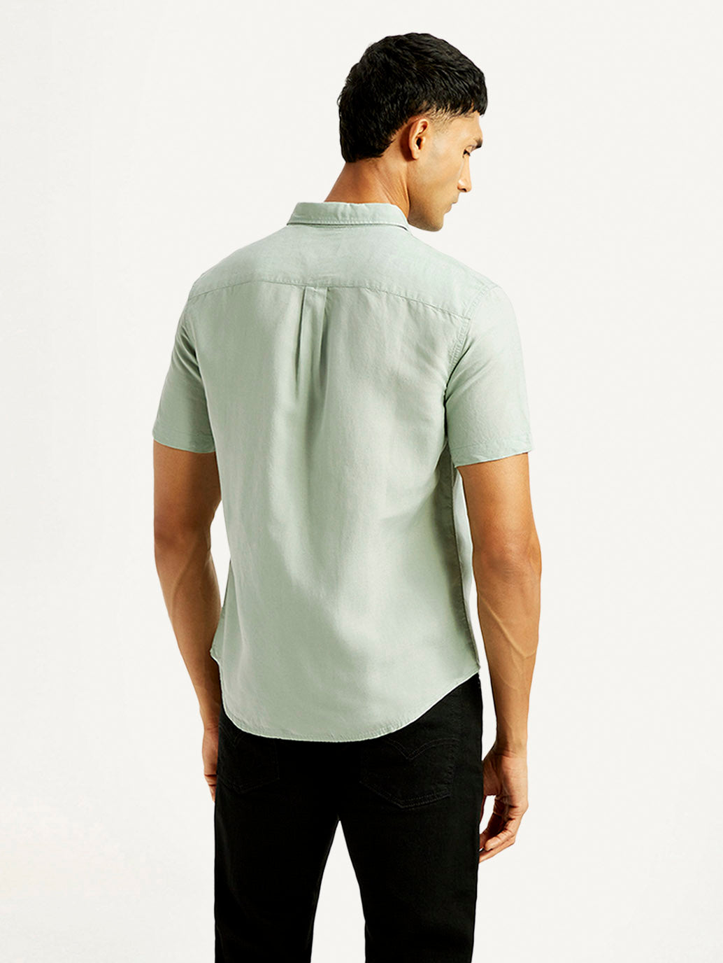Men's Solid Slim Fit Linen Shirt - Back View