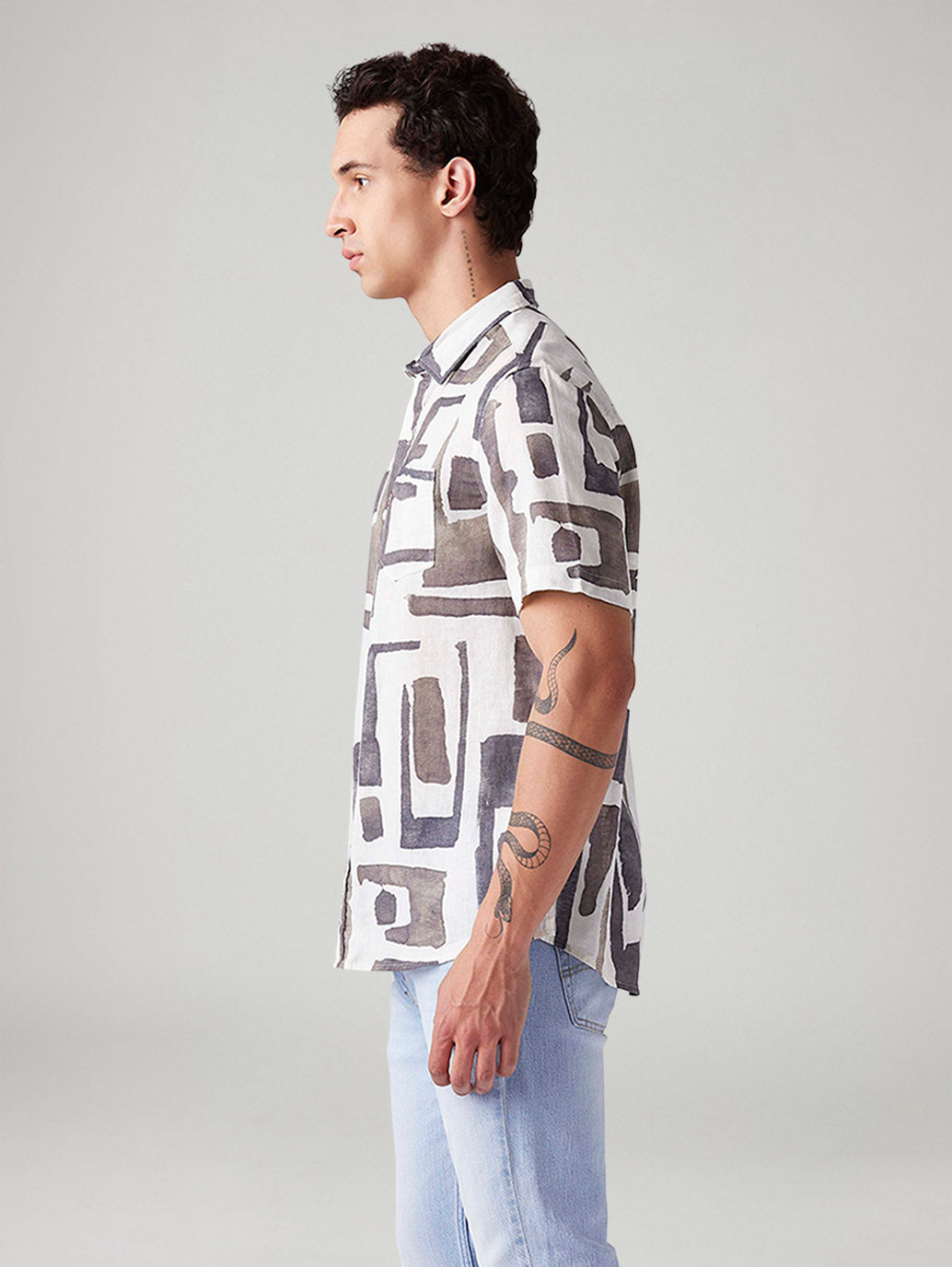 Men's Abstract Slim Fit Linen Shirt - Side View