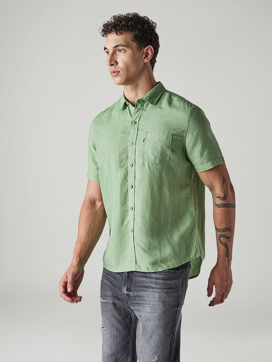 Men's Solid Slim Fit Linen Shirt - Side View