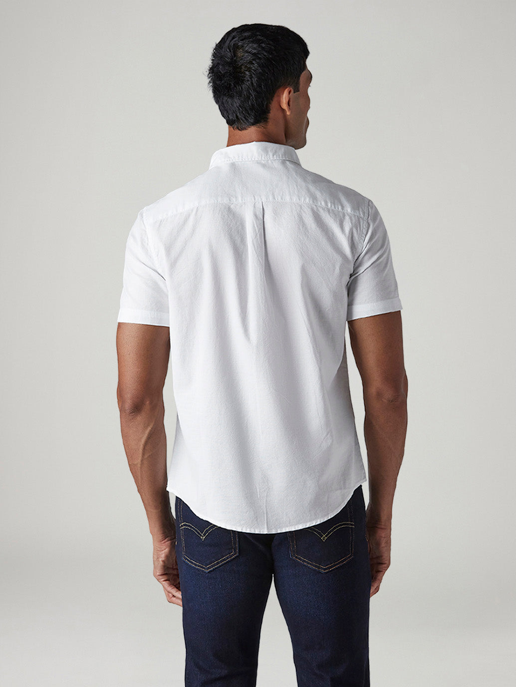 Men's Solid Slim Fit Oxford Shirt - Back View