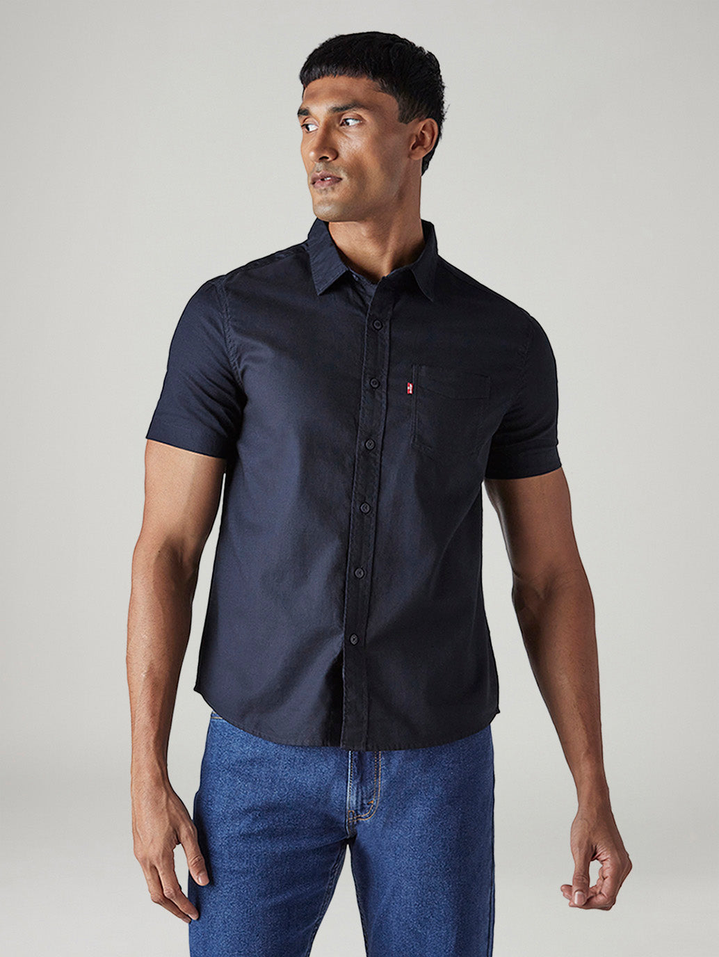 Men's Solid Slim Fit Oxford Shirt - Front View