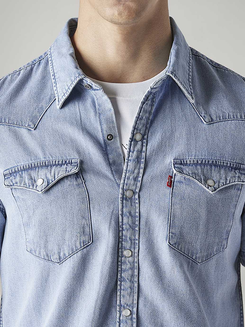 Men's Solid Slim Fit Denim Shirt - Detail View