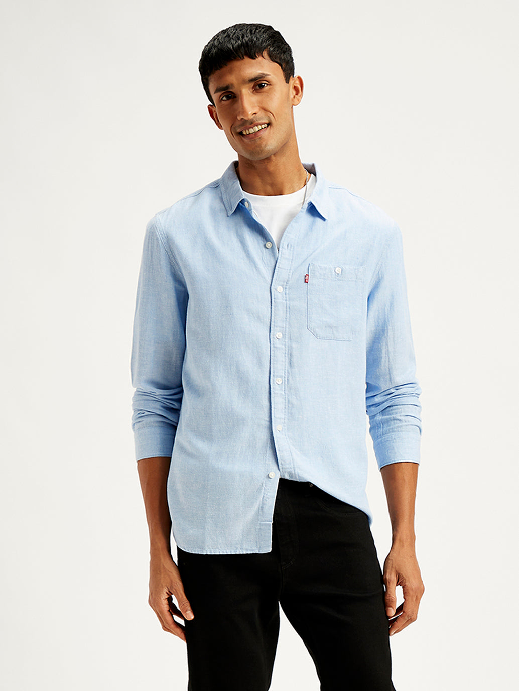Men's Solid Slim Fit Shirt - 4ee2bd56-b961-46ab-a649-ce8601ac2e70 View