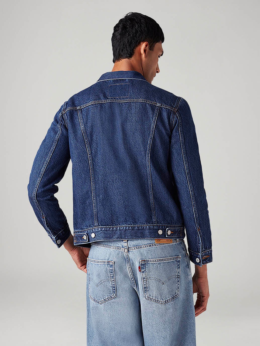 Men's Solid Regular Fit Denim Trucker Jacket - Back View