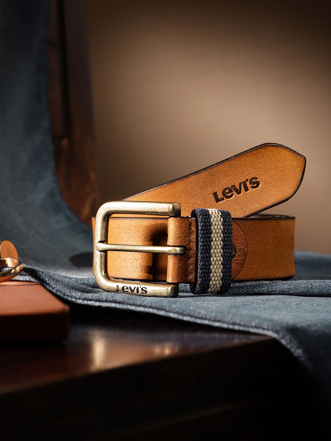 Men's Tan Solid Belt - 279aa16c-25e4-46ec-b175-fe7fab1f072b1744198902122-Levis-Men-Leather-Belt-2131744198901832-1 View