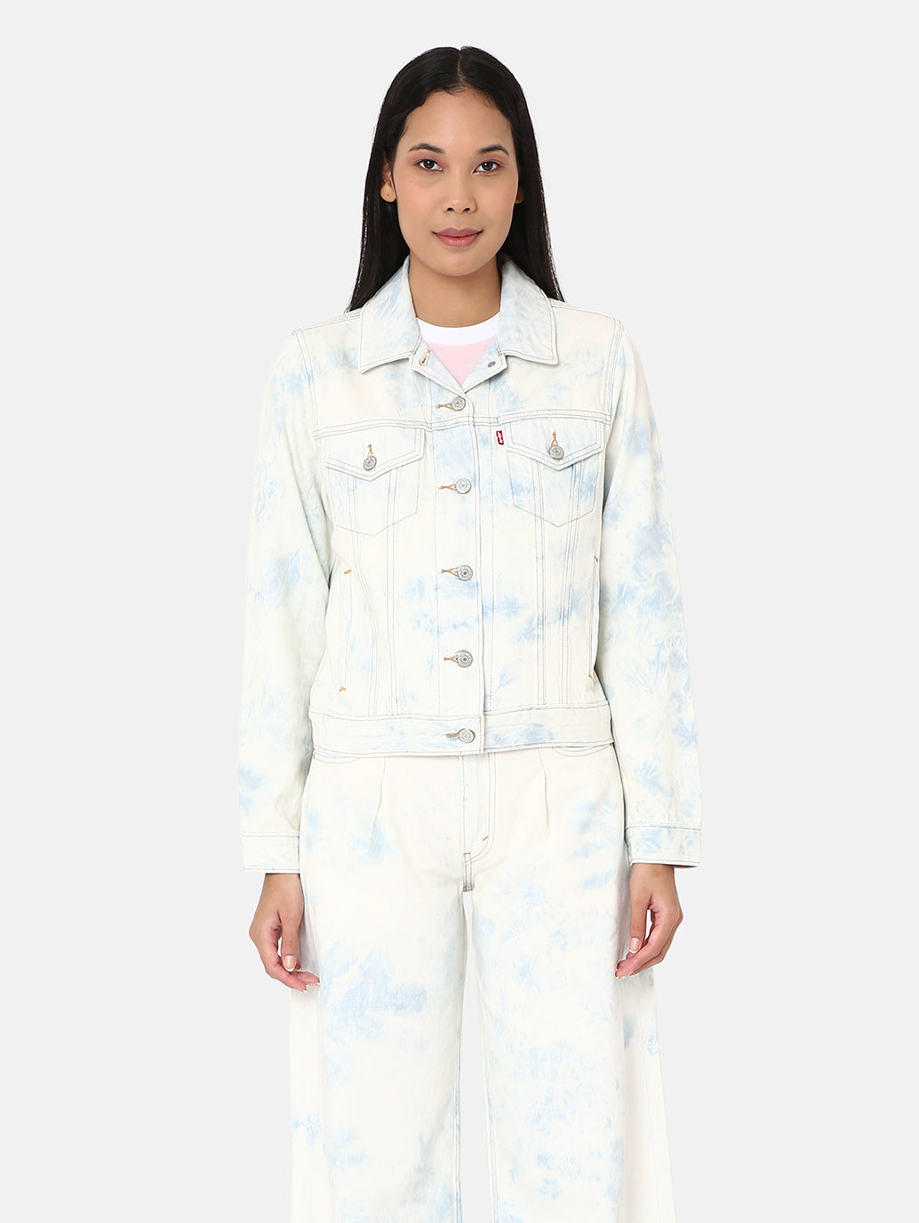 Women's Solid Spread Collar Denim Trucker Jacket