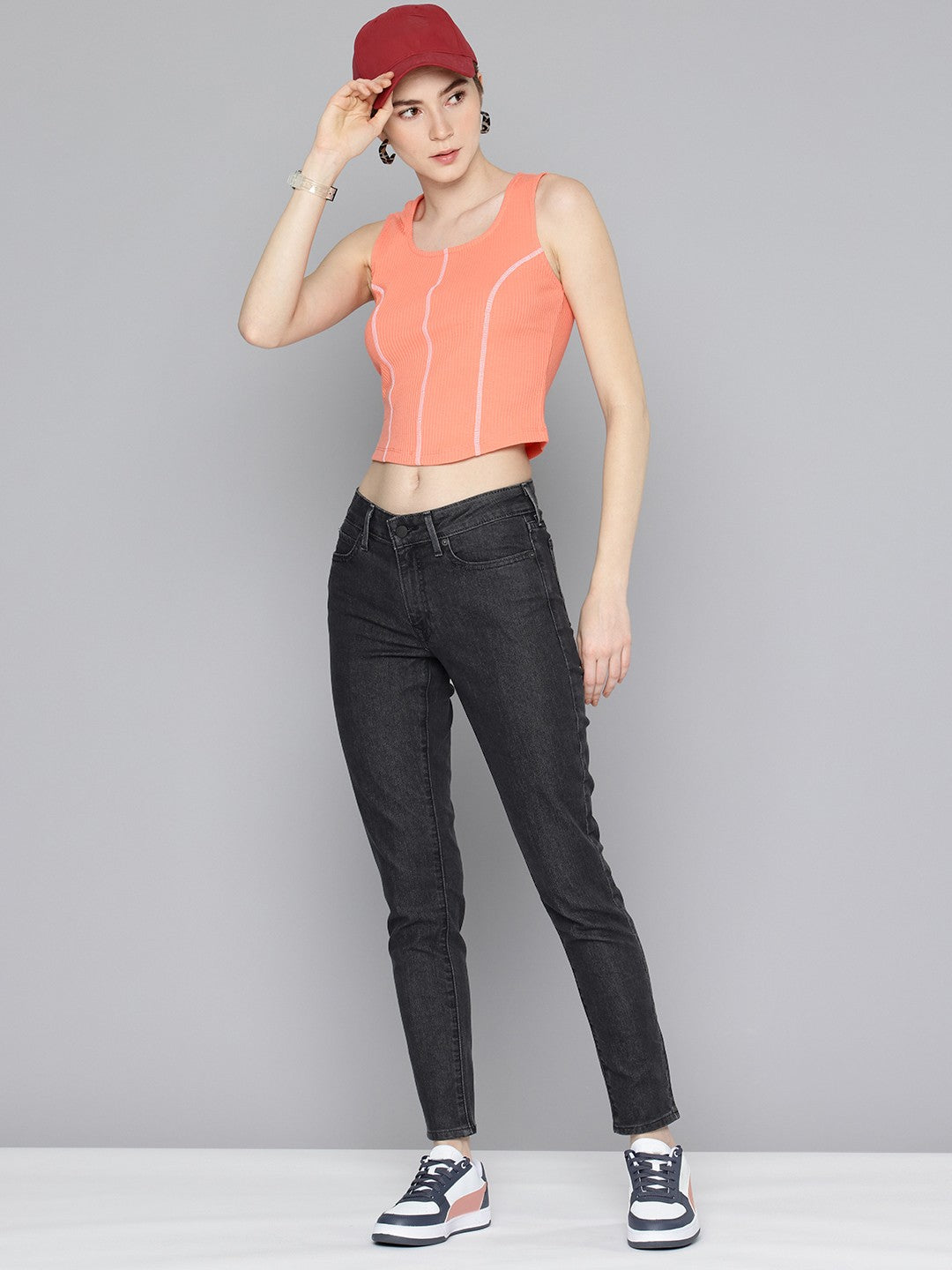 Women's 711 Black Skinny Fit Mid Rise Jeans - 304a12b0-c1a3-491a-a72e-6d34ebefa3611737617043606-Womens-Mid-Rise-711-Skinny-Black-Jeans-6631737617043069-4 View