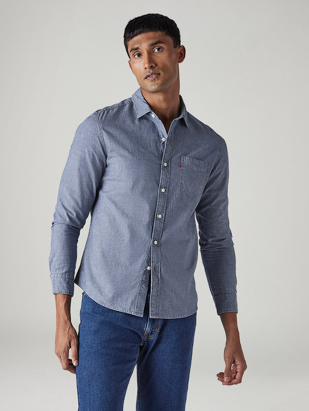 Men's Solid Slim Fit Overdyed Chambray Shirt