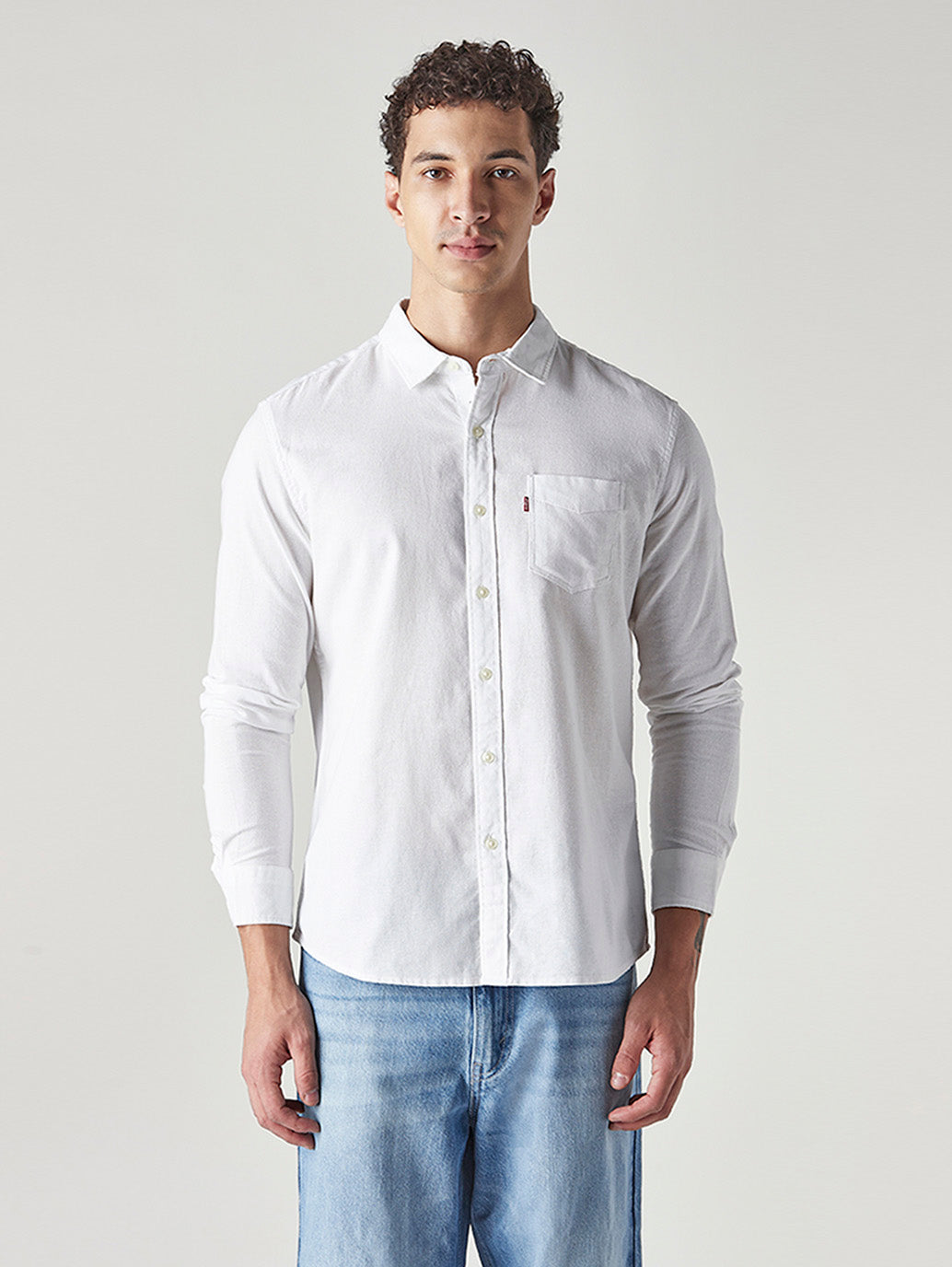 Men's Solid Slim Fit Oxford Shirt - Front View