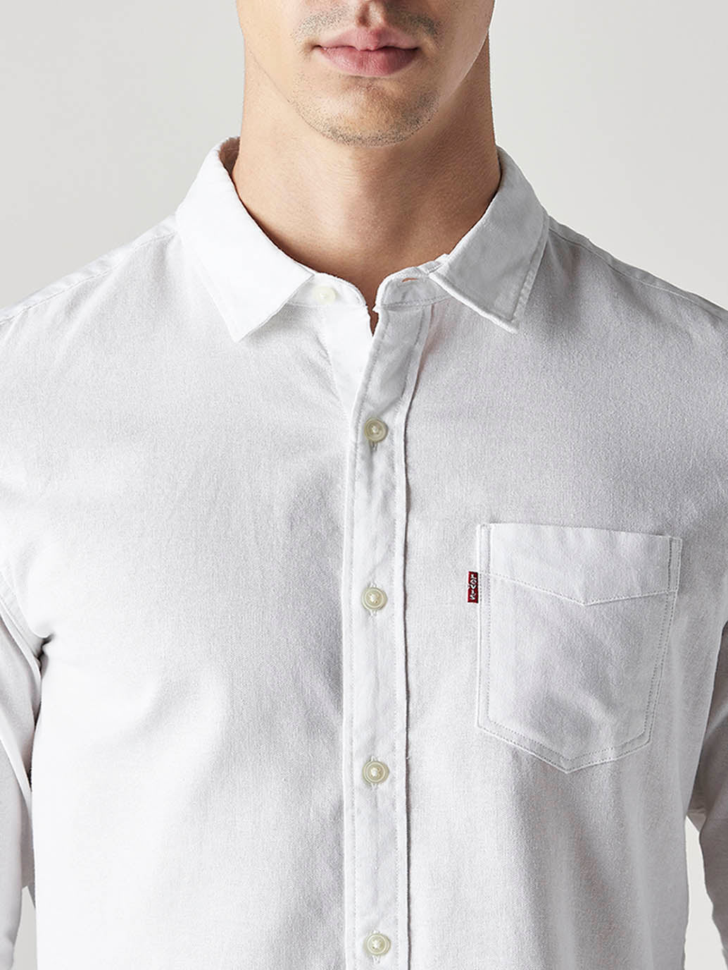Men's Solid Slim Fit Oxford Shirt - Detail View