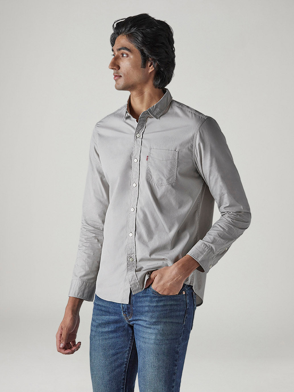 Men's Solid Slim Fit Poplin Shirt - Side View