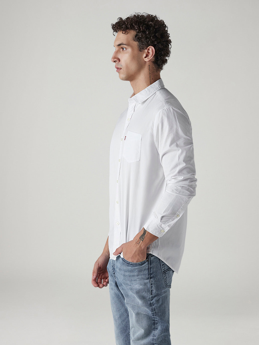 Men's Solid Slim Fit Poplin Shirt - Side View
