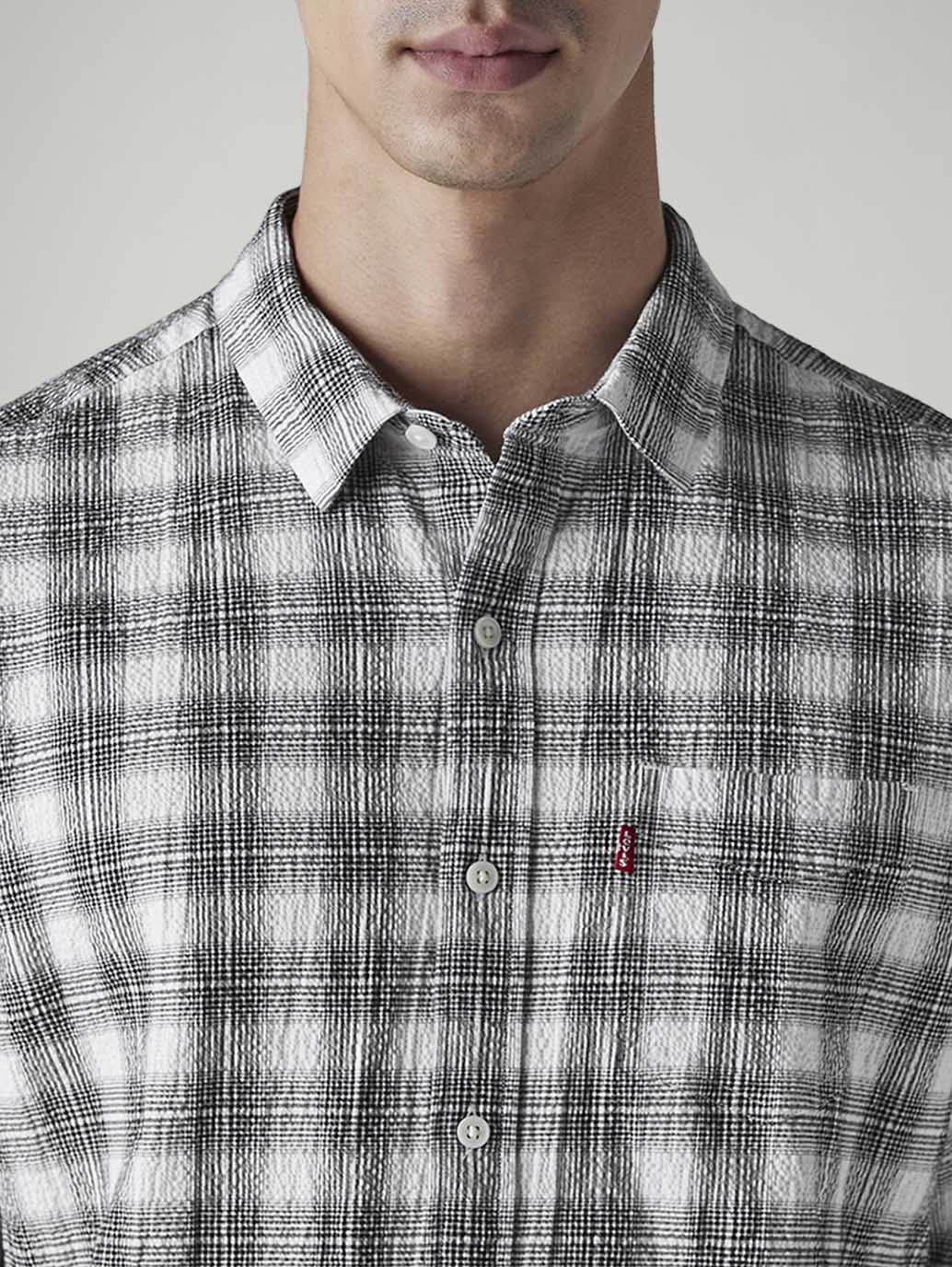 Men's Checkered Slim Fit Shirt - Detail View