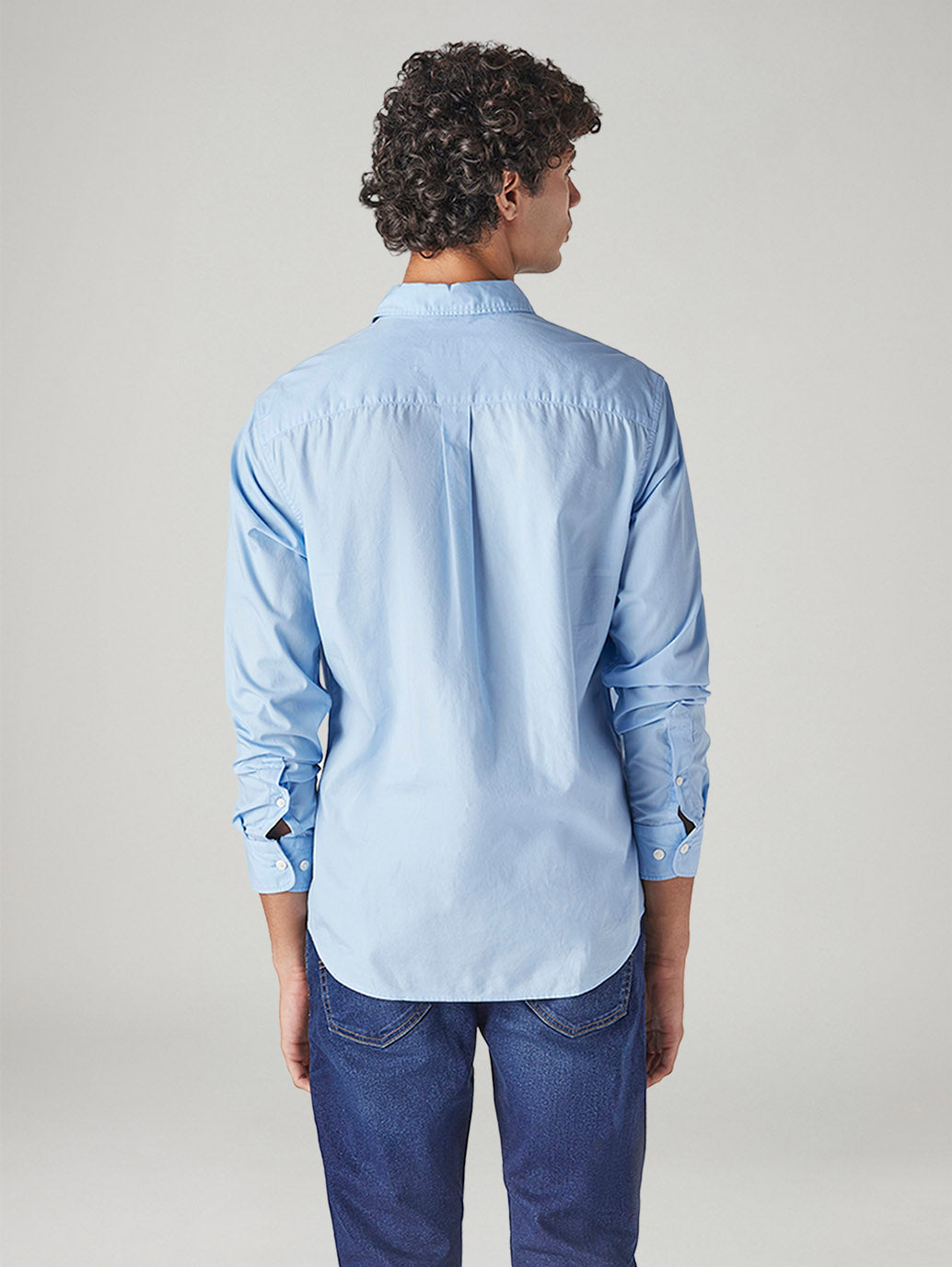 Men's Solid Slim Fit Poplin Shirt - Back View