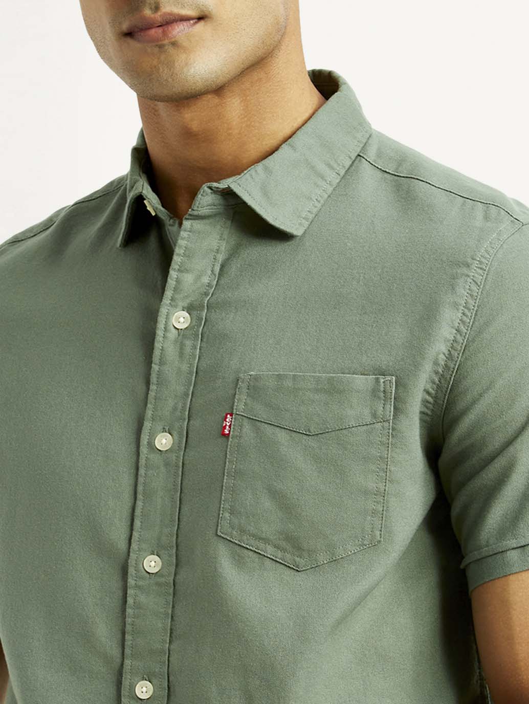 Men's Solid Slim Fit Shirt - Detail View