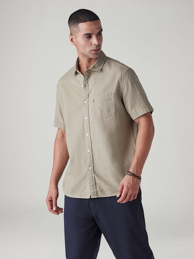 levi's Men's Solid Slim Fit Oxford Shirt-picture-21