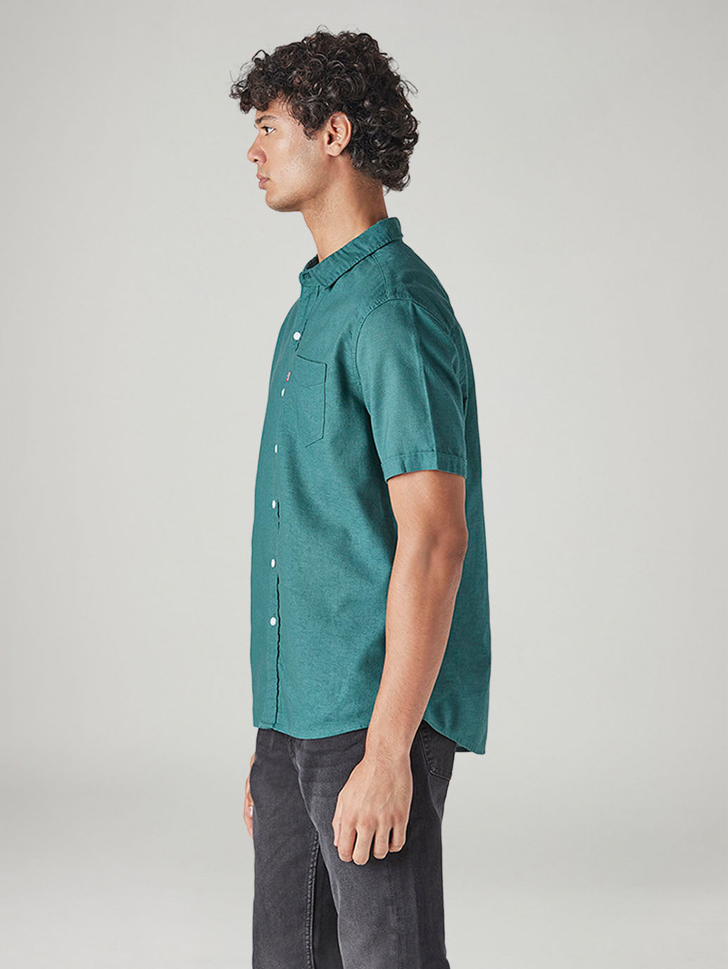 Men's Solid Slim Fit Oxford Shirt - Side View