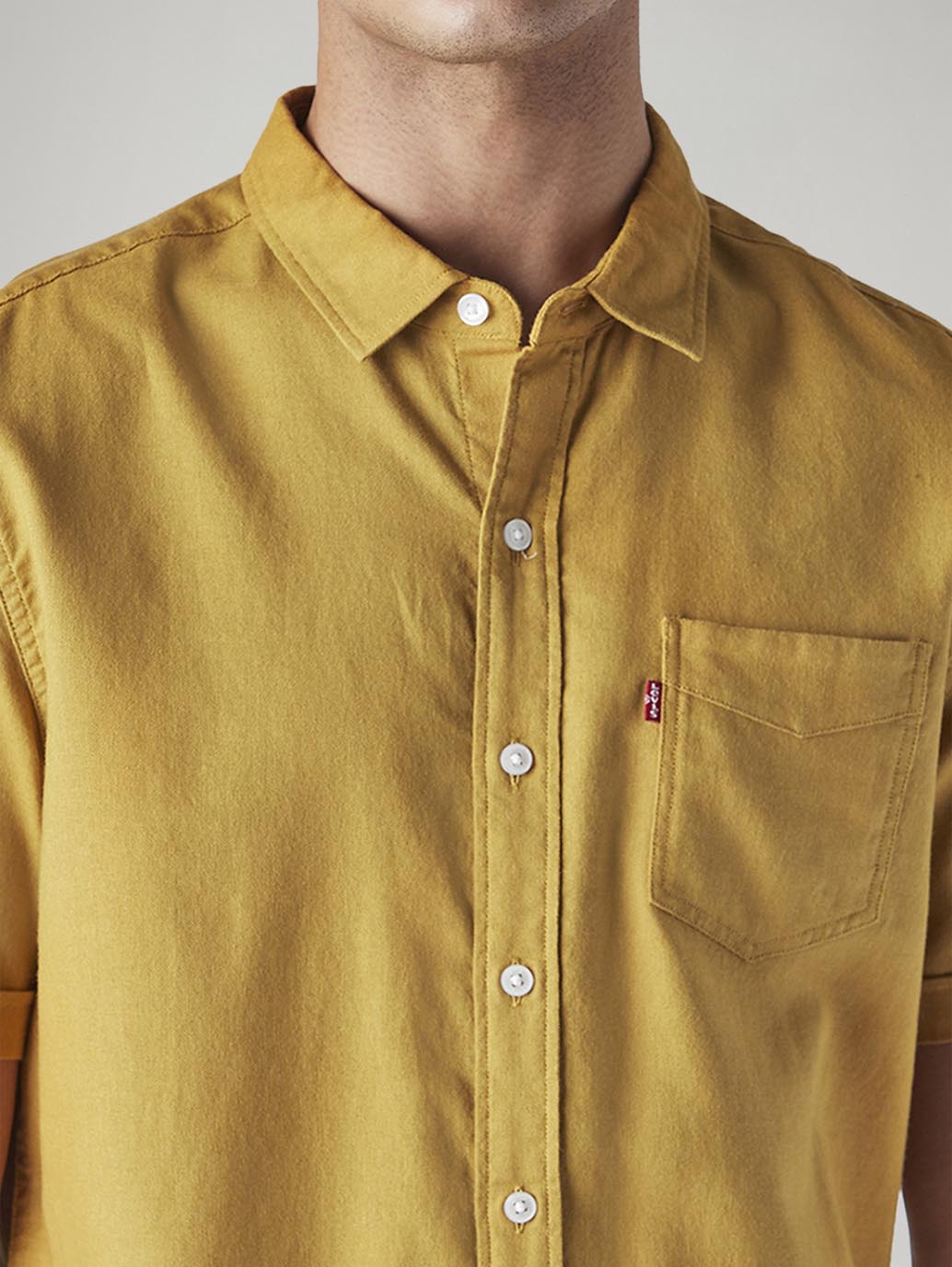 Men's Solid Slim Fit Oxford Shirt - Detail View