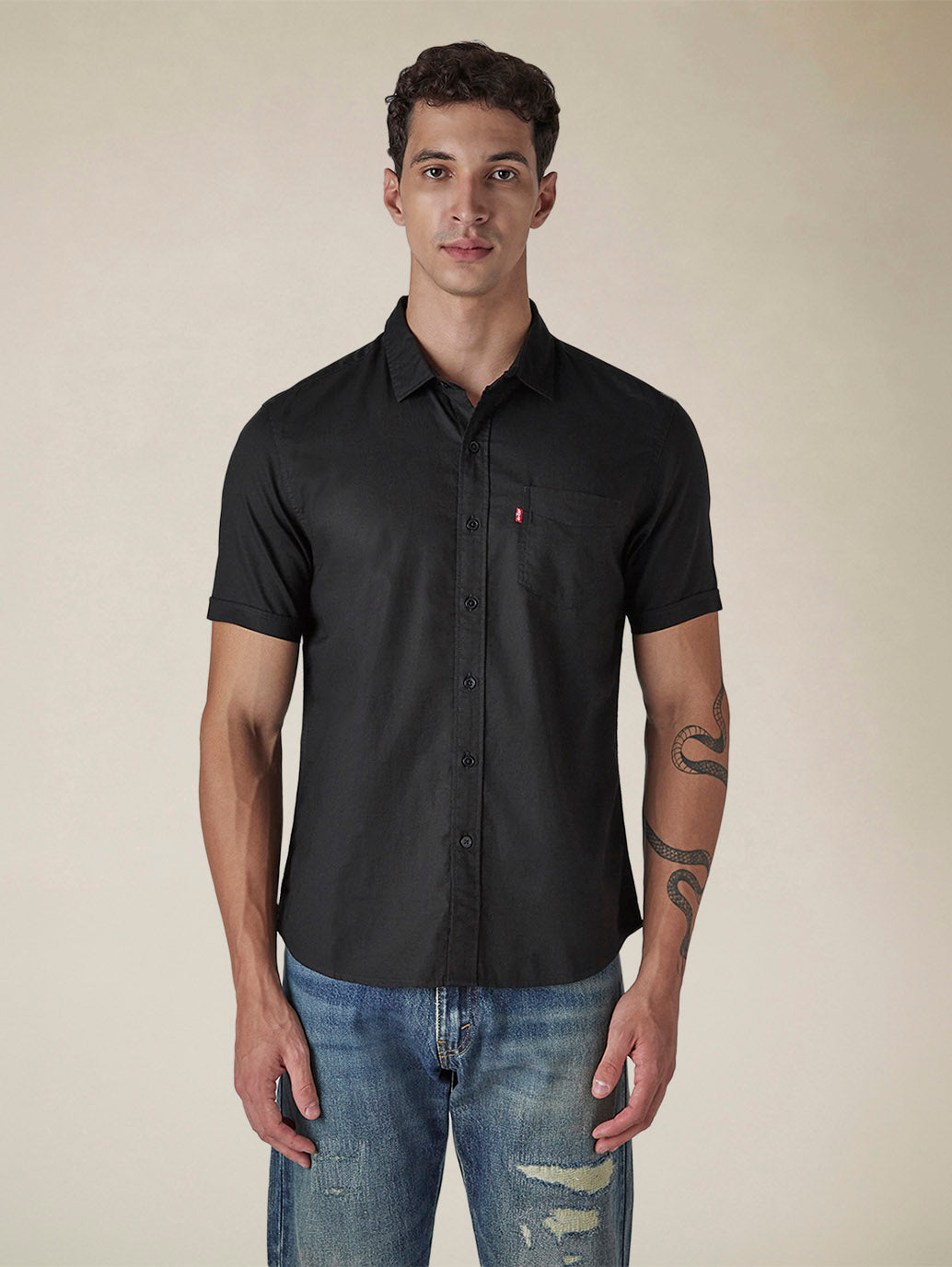 Men's Solid Button Down Collar Slim Fit Oxford Shirt - Front View