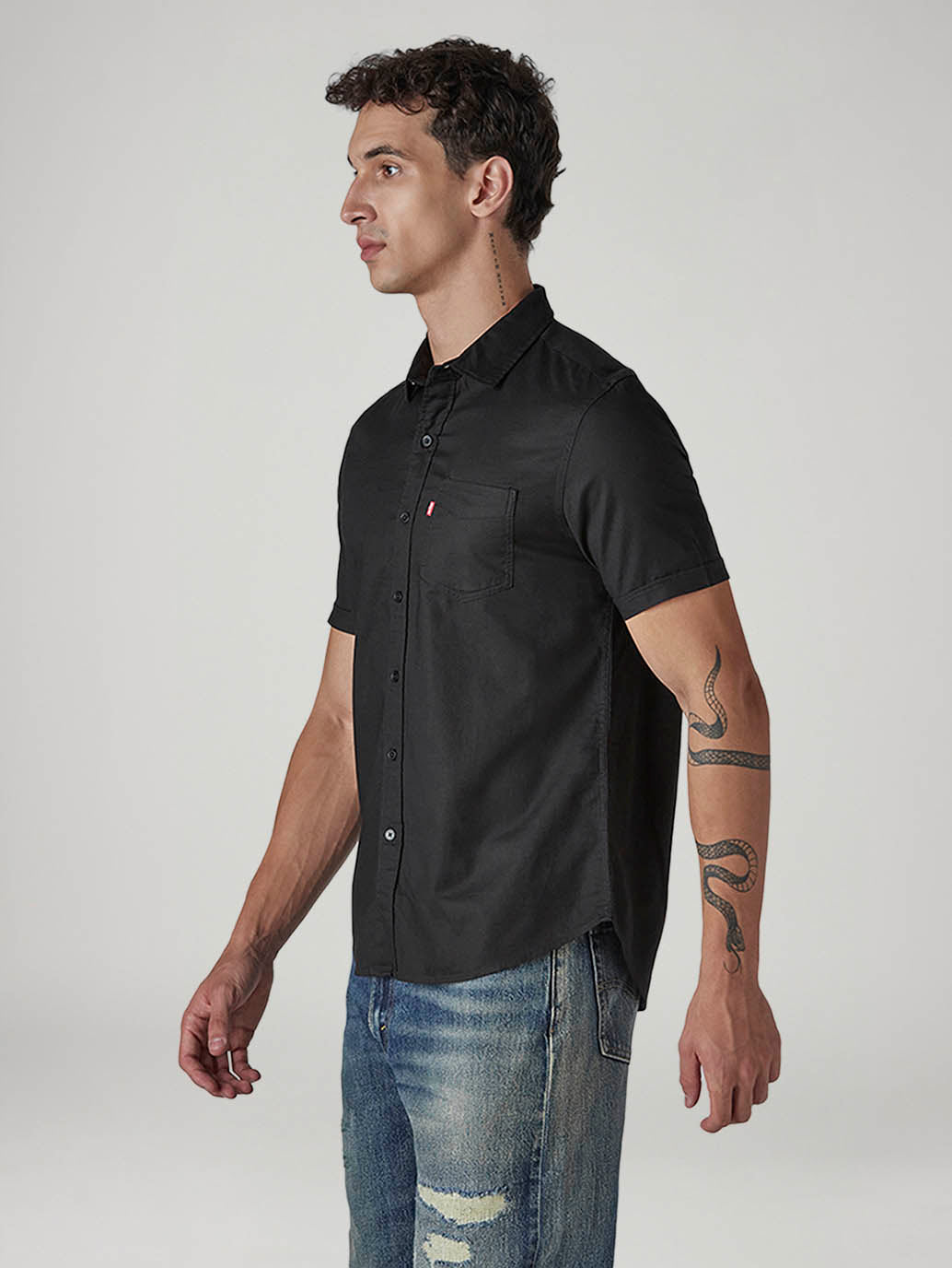 Men's Solid Button Down Collar Slim Fit Oxford Shirt - 20 View