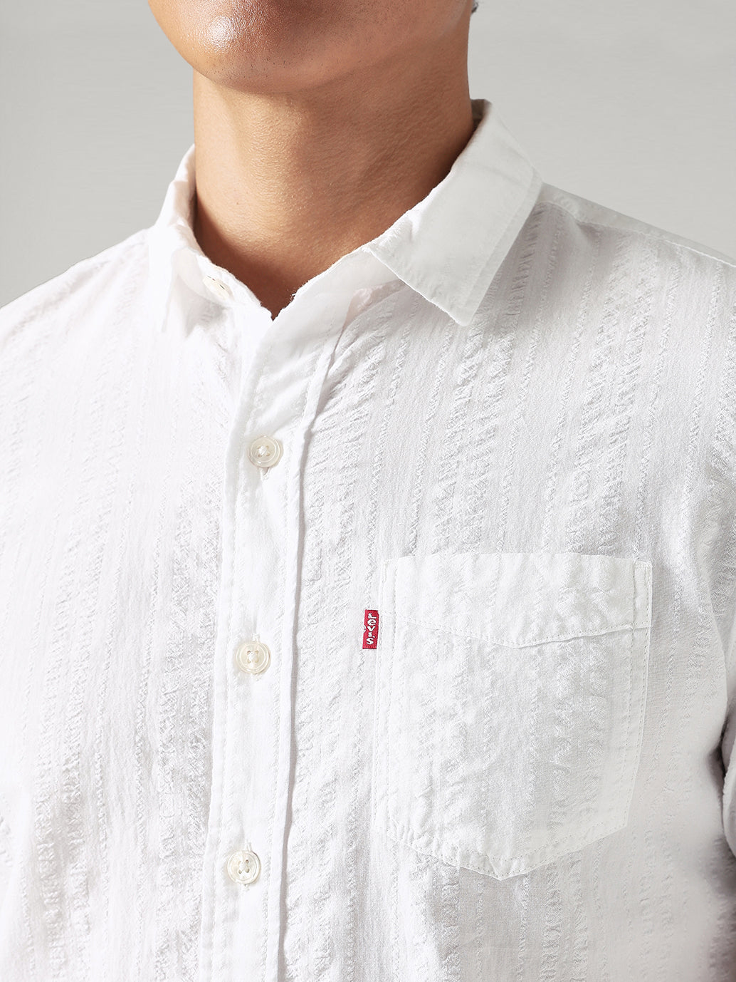 Men's Solid Slim Fit Oxford Shirt - Detail View