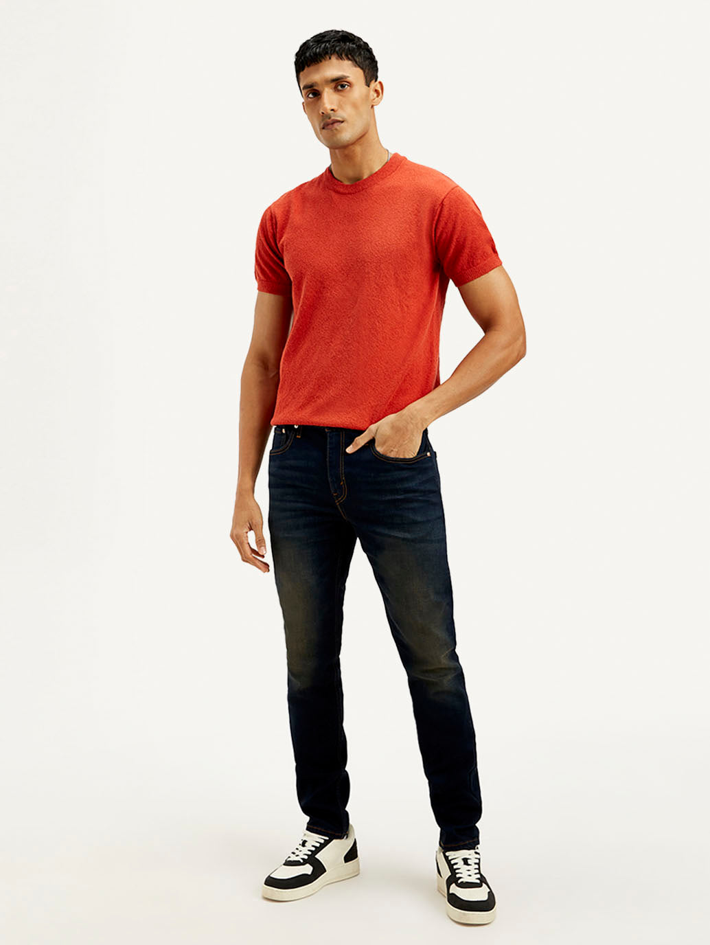 Men's 512 Navy Blue Slim Tapered Fit Mid Rise Jeans - Front View